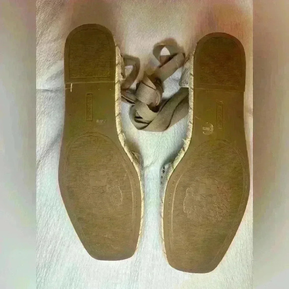 Vince Camuto Jeliany Taupe/ Snakeskin Ribbon Tie Espadrille Sandals Size 7.5. - Picture 8 of 9